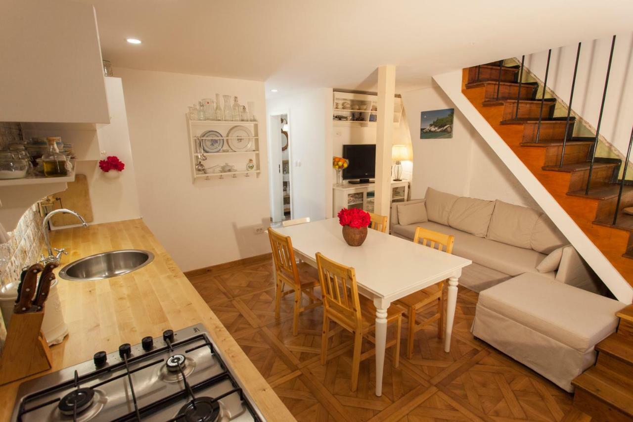 Barbarossa House With Parking Apartment Cres Luaran gambar