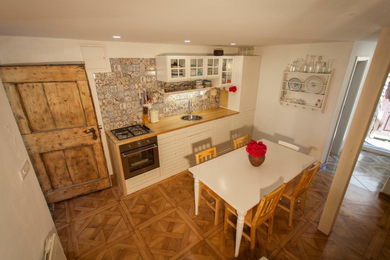 Barbarossa House With Parking Apartment Cres Luaran gambar